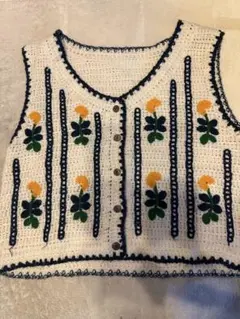 花柄刺繍 ニットベスト