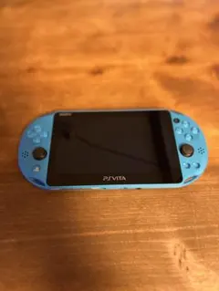 PlayStation Vita 2000 アクアブルー