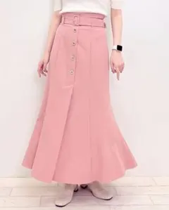 【新品タグ付き】INGNI 共ベルト付金ボタンマーメイド／スカート