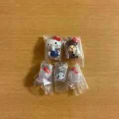 ハローキティ　モンチッチ　めじるしアクセサリー
