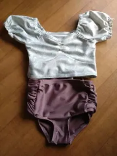 【値下げ】アプレレクール　スズラン柄　セパレート水着 100