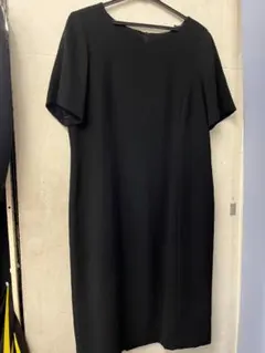 ★未使用★ブラックフォーマルワンピース　半袖　15号