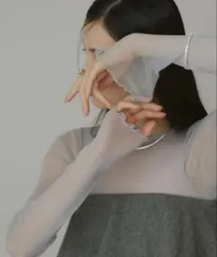 オルドット　olu. グレー　ラメ　シアートップス　萌え袖