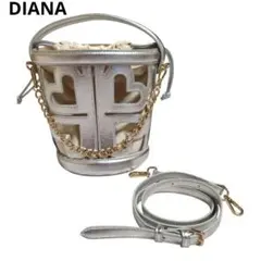 美品　DIANA　ダイアナ　ハートモチーフ　ショルダーバッグ　円柱型　2WAYのサムネイル