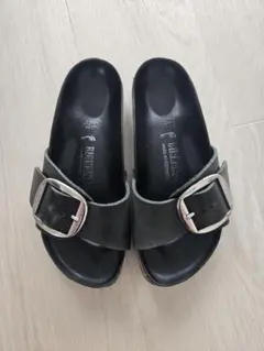 ビルケンシュトックMadrid Big Buckle レザー 22.5cmのサムネイル