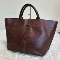 極美品】 AULENTTI レザー ワンショルダー 三角バッグ シボ革 - メルカリ