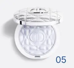 ディオールスキン フォーエヴァー グロウ ルミナイザー　05 ブルーストロボ