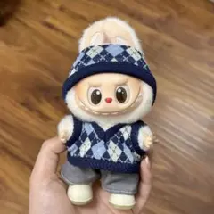 ラブブ　服　青　アーガイル