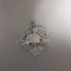 【お値下げOK‼️】サンリオ マロンクリーム ホワイトフリルシークレットストラップ