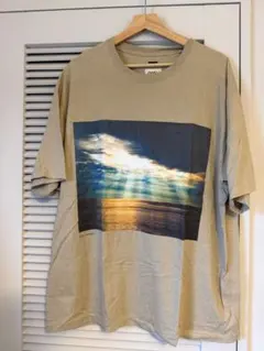 nanamica JIRO KONAMI コラボ フォトTシャツ ベージュ　XLのサムネイル
