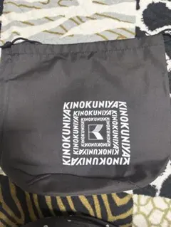 Item thumbnail for item e7e43b11-0671-487b-b6d4-777b386838ee