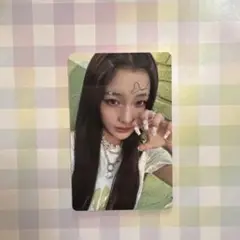 ILLIT 時よ止まれ トレカ ケアベア盤 イロハ