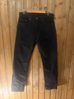 Levi's 502 ブラックデニムパンツのサムネイル