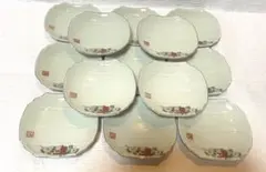 昭和レトロ　角形の花柄小皿 13枚セット245