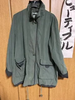 Item thumbnail for item 6af9addb-0a4f-45e7-ae7c-e9253b245bd9