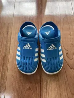 もんちゃん様専用　アディダス　サンダル　19cm