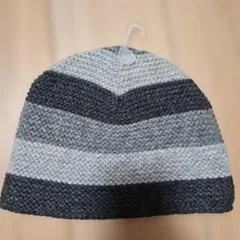 GAP ニット帽 ビーニー グレー系 ボーダー 新品のサムネイル