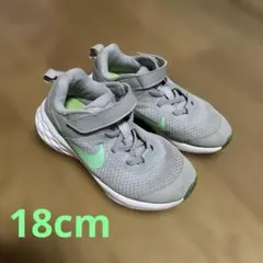 値下げ中！ナイキ レボリューション6　18㎝