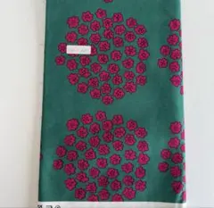 marimekko マリメッコ 生地 プケッティ ハギレ　緑　ファブリック