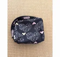 LeSportsac ハート柄ポーチ