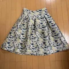 Couture brooch フレアスカート ひざ丈 40