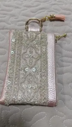 ビーズ刺繍ポーチ ピンク 合成皮革