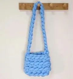 【最終値下】編み込みデザイン マンドゥバッグ