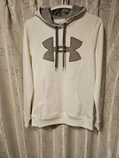 UNDER ARMOUR【極美品】アンダーアーマー　プルオーバーパーカー　M