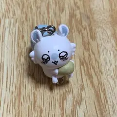 ちいかわ　つまんでつなげてますこっと　モモンガ　ガチャガチャ