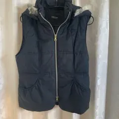 COMME CA ISM ブラックキルティングベスト