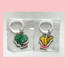 明治コーヒー　明治いちご　ポケモン　チャーム