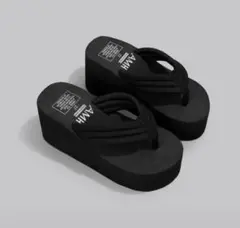 DareSee ブラック スリッポンサンダル レジャー ビーチ　厚底　ビーサンのサムネイル