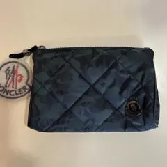 極美品‼️MONCLER ポーチ セカンドバッグ クラッチバッグ 黒 カモ柄 