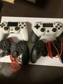プレステコントローラー4つ