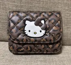 LOWRYS FARM ハローキティ　レオパード　キルティングカードケース