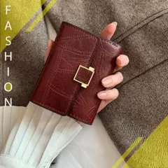 【新品】三つ折り カードケース ショート ウォレット マルーンレッド ミニ財布
