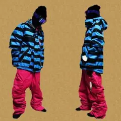 スノーボードウェア 上下セット 青黒 ピンクパンツ モダンアミューズメント