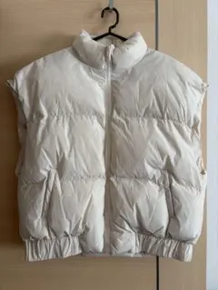 アイボリー ノースリーブ ダウンベスト