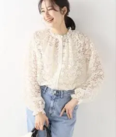 イエナ　IÉNA シュリンクレースギャザーブラウス　アイボリー