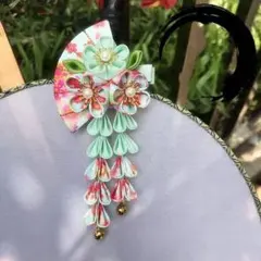 ヘアクリップ 髪飾り 成人式 卒業式 入学式 結婚式 和装 浴衣 緑