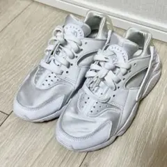 美品【NIKE】エアハラチ/ホワイト/23cm