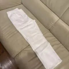 UNIQLO ホワイト カジュアルパンツ