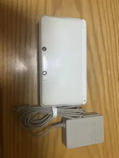 Nintendo 3DS ホワイト 本体 充電器付き