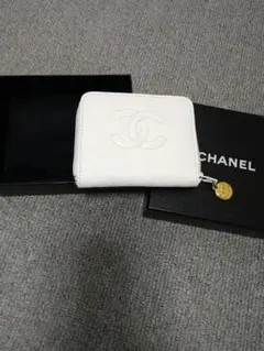 美品　CHANEL ホワイトレザー コインケース