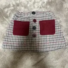 チェック柄スカート 赤いポケット付き