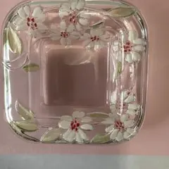ガラス製花柄トレイ