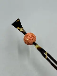 249ヴィンテージ　鼈甲　珊瑚球体のシンプルなかんざし