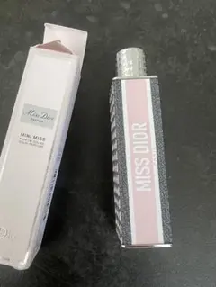 ミス ディオール パルファン ミニ ミス