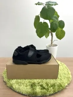 NIKE ナイキ エアリフト 28センチ 黒のサムネイル