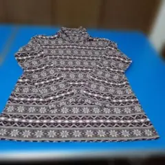 ユニクロ幾何学模様 タートルネックフリース、レディースＸＬ